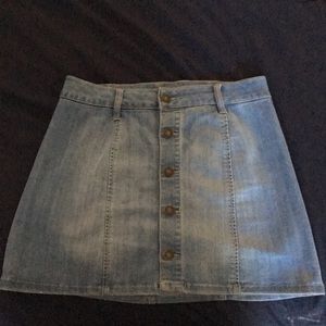 Tillys Light wash jean button up skirt